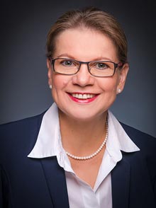 Dr. Yvonne Binard-Kühnel