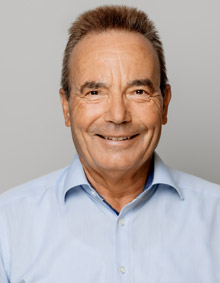 Dr. Burkhard Touché