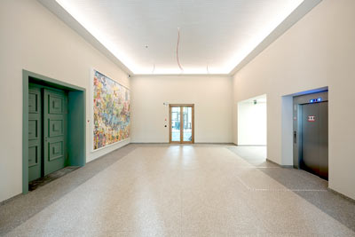 Foyer - Peter Edel